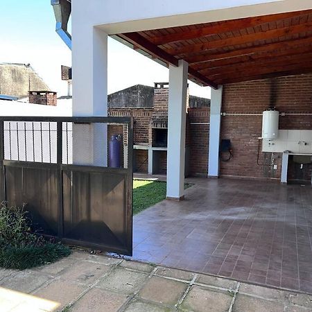 Hermoso Duplex En Barrio Cerrado بوساداس المظهر الخارجي الصورة