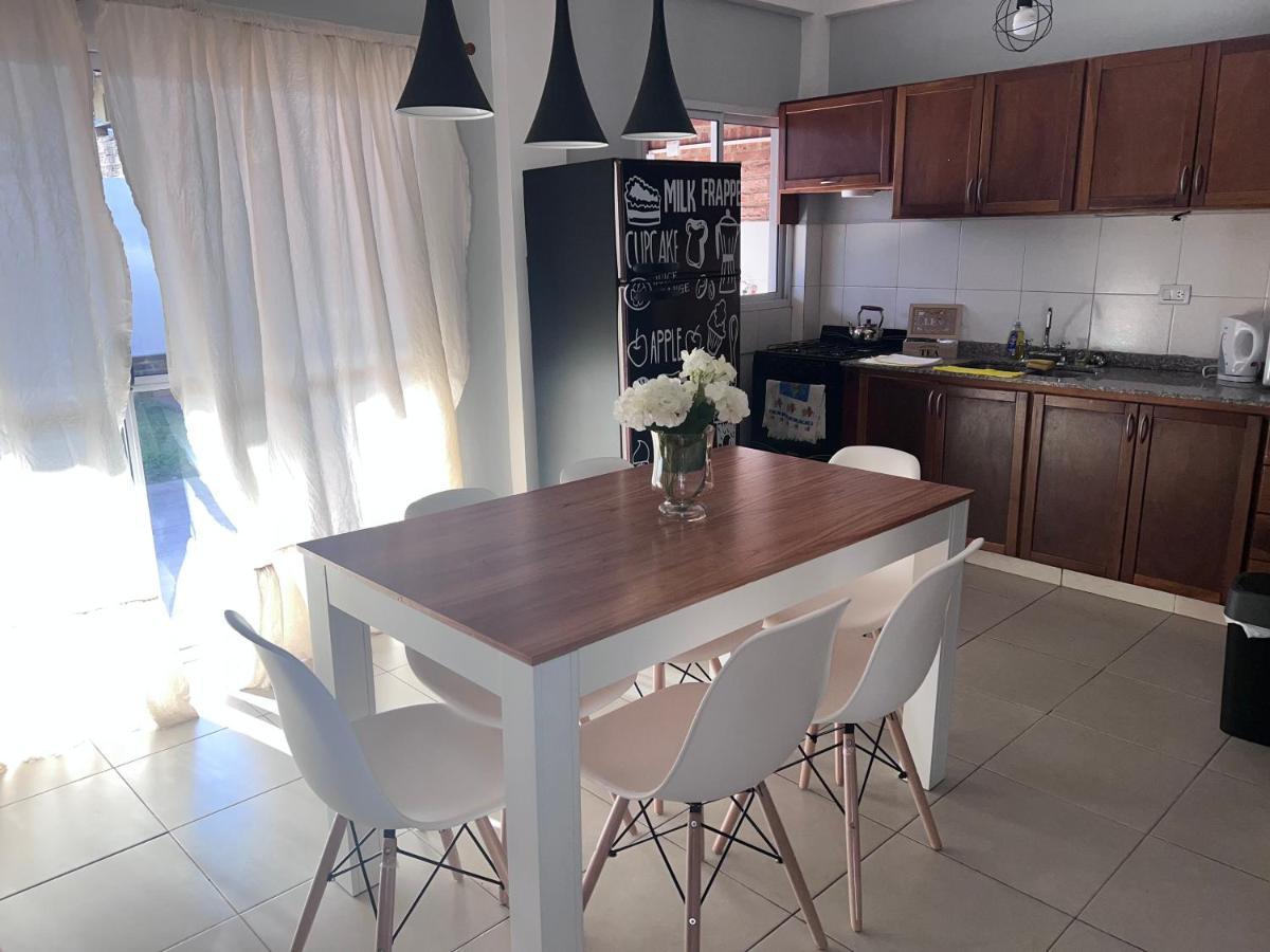 Hermoso Duplex En Barrio Cerrado بوساداس المظهر الخارجي الصورة